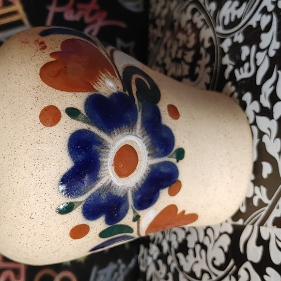 Pottery - Picture 3 of 3